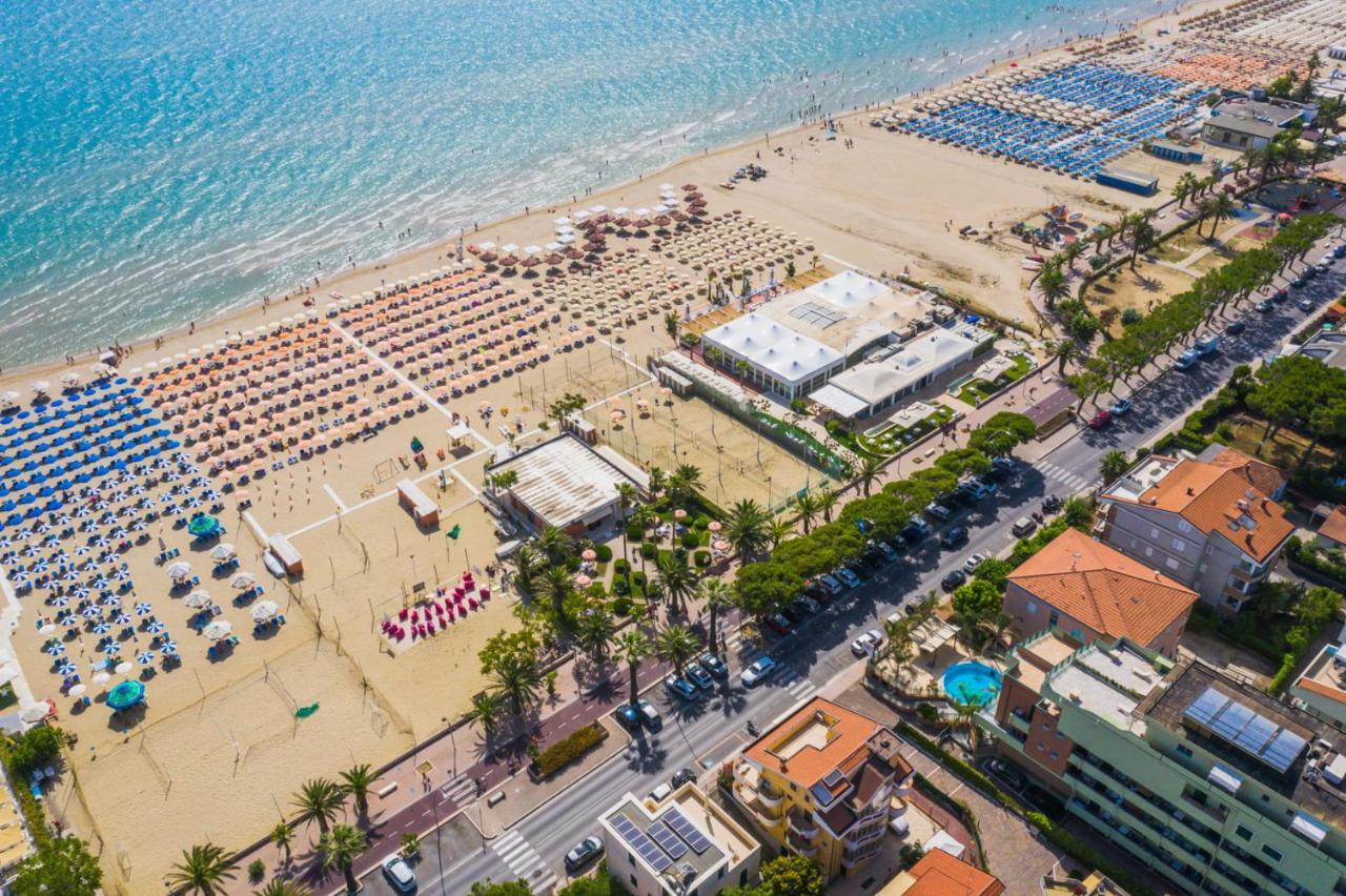 Residence Playa Tortoreto Zewnętrze zdjęcie